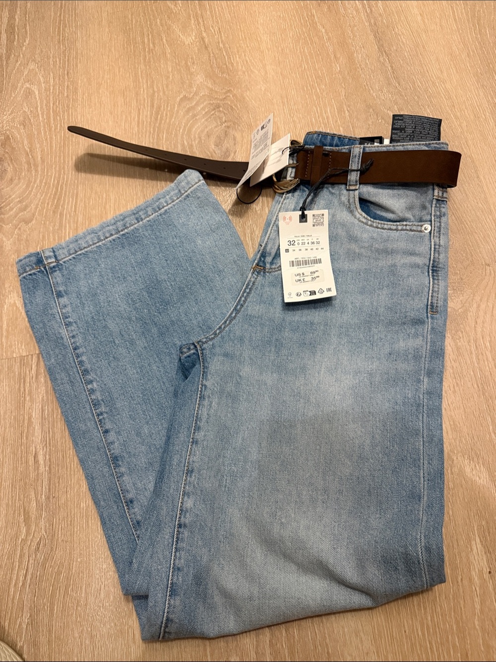 Zara Light Blue Straight Jeans with Brown Belt